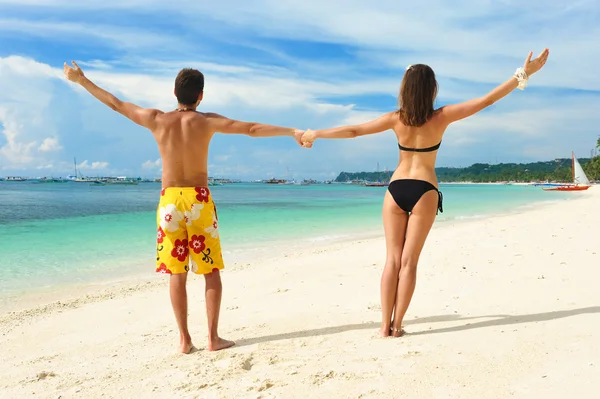 Paar op een strand — Stockfoto