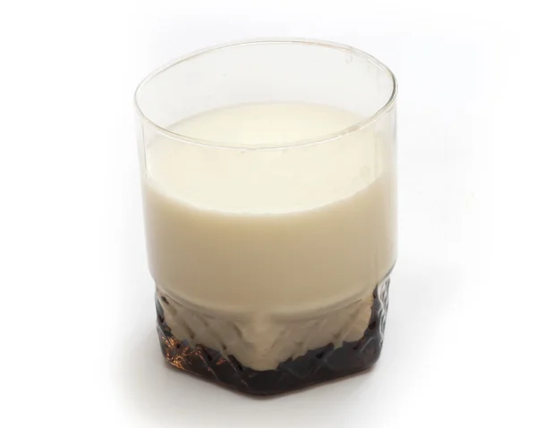 Glas mit Milch — Stockfoto
