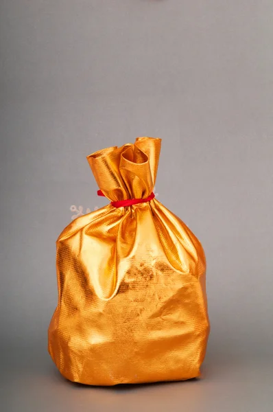 Goldene Säcke voller Gutes — Stockfoto