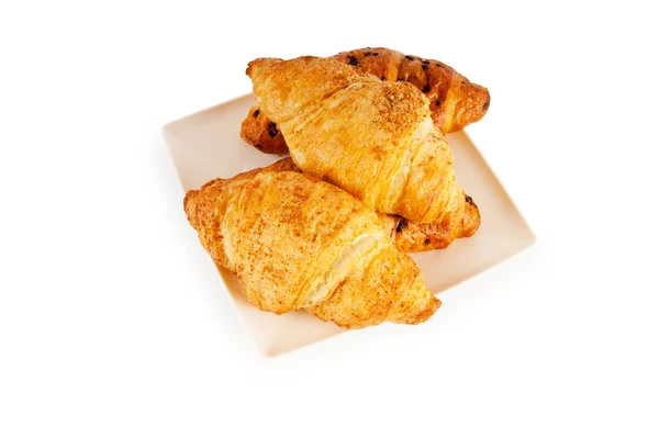 Frühstückskonzept - Croissant isoliert auf weiß — Stockfoto