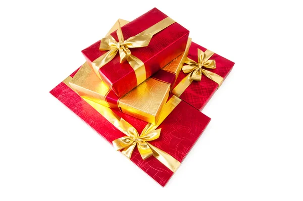 Cajas de regalo aisladas en el fondo blanco — Foto de Stock
