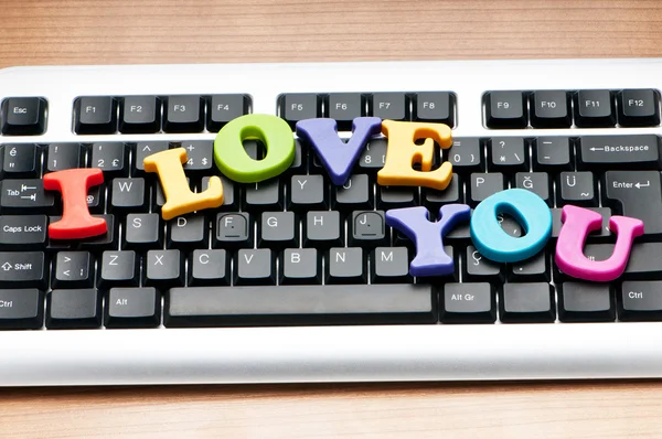 Я люблю слова на клавиатуре — стоковое фото