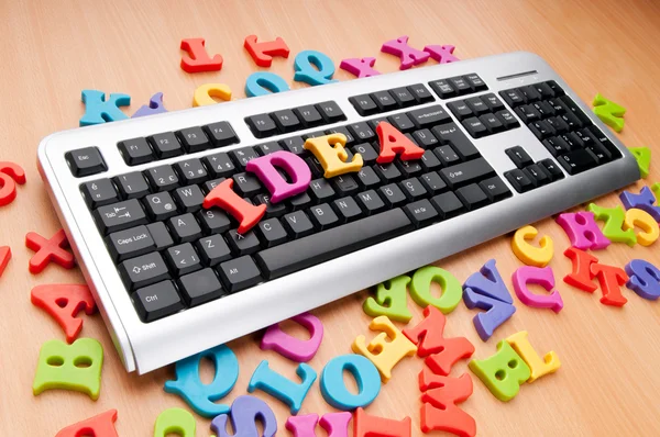 Concepto de ideas con letras en el teclado —  Fotos de Stock