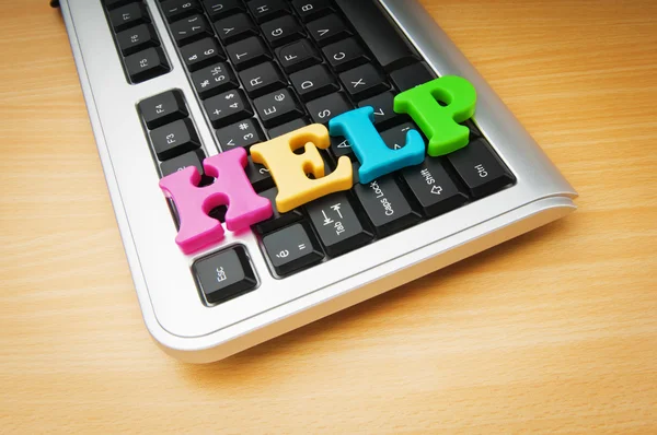 Concept HELP avec lettres sur clavier — Photo