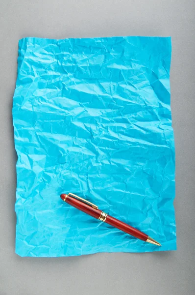 Pen on the sheet of paper — Stock Photo, Image