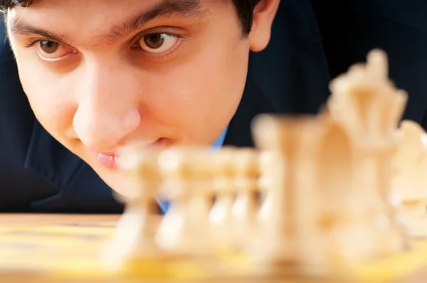 FIDE Grand Master Vugar Gashimov (Dünya Sıralaması - 12) iclası üzerinden — Stok fotoğraf