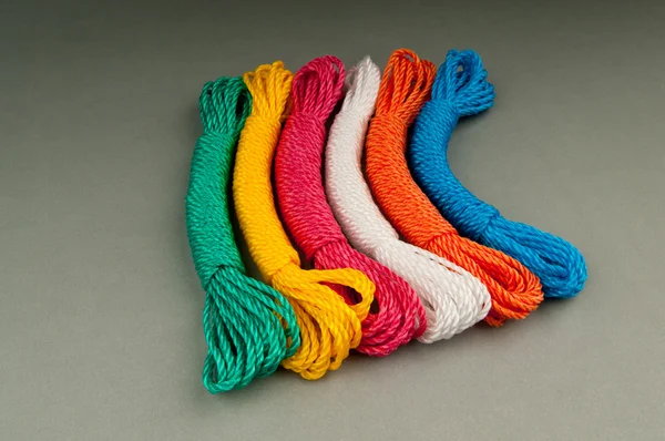 Cordón colorido aislado en el fondo — Foto de Stock