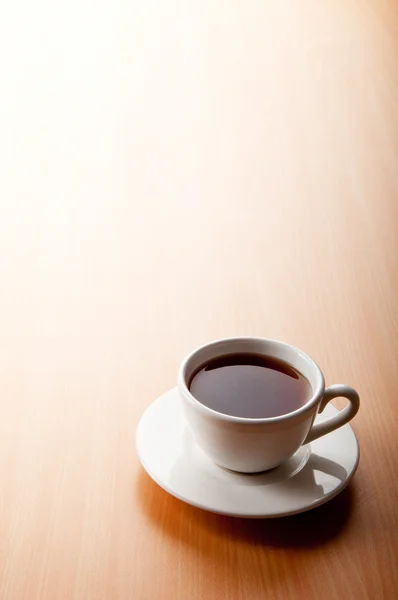Τσάι στο ξύλινο τραπέζι — Φωτογραφία Αρχείου