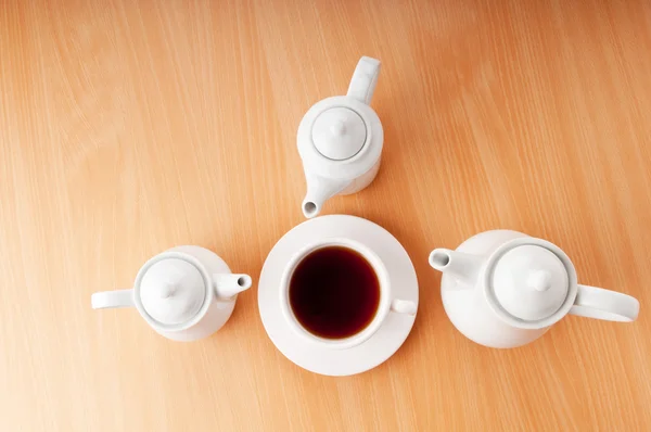 Chá na mesa de madeira — Fotografia de Stock