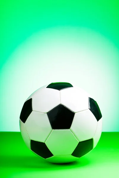 Sportovní koncept s fotbalem — Stock fotografie