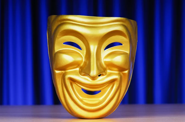 Máscaras com o conceito de teatro — Fotografia de Stock