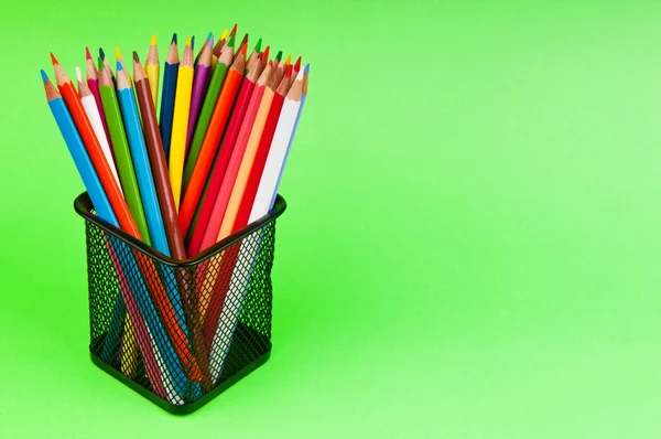 Lápices de colores en el fondo —  Fotos de Stock