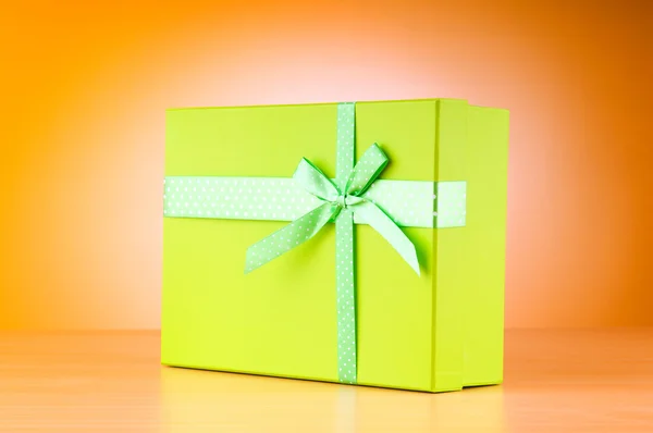 Концепция праздника с подарочными коробками — стоковое фото