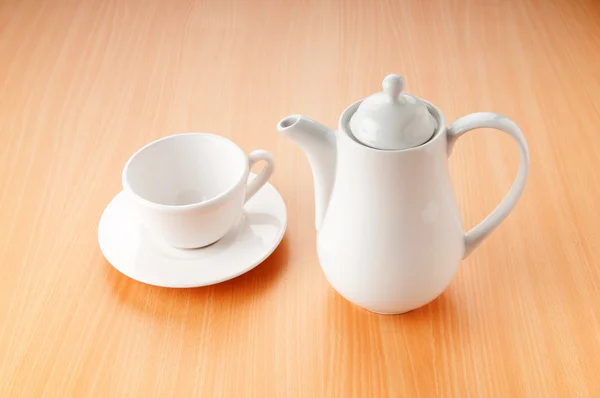 Tee auf dem Holztisch — Stockfoto