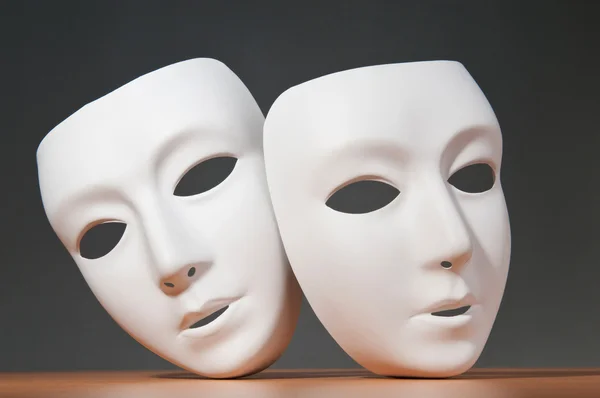 Máscaras com conceito de teatro — Fotografia de Stock