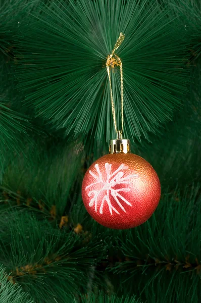 圣诞装饰树-假日概念上 — 图库照片