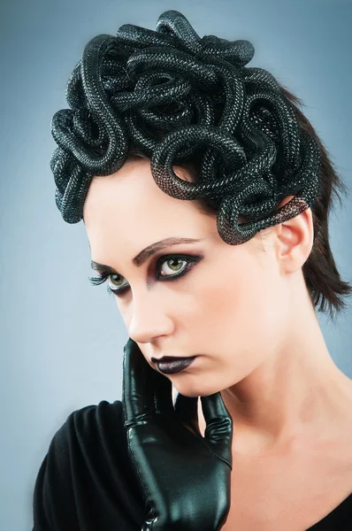 Mulher retratando o conceito og Evil (Medusa Gorgon ) — Fotografia de Stock