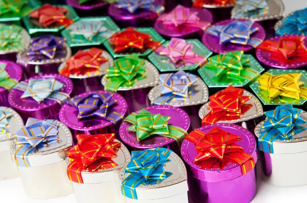 Molte scatole regalo colorate — Foto Stock