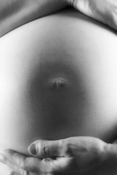 Madre embarazada. — Foto de Stock