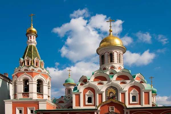 Kazan katedrális pedig egy orosz ortodox egyház — Stock Fotó
