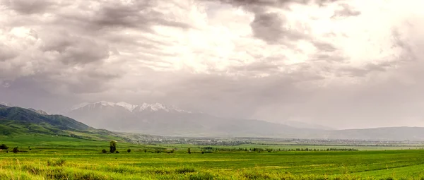 Panoramic mountain landscape — Stock Photo, Image