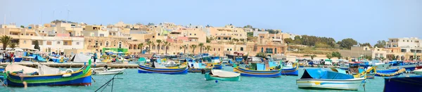 Marsaxlokk dorp in malta — Stockfoto