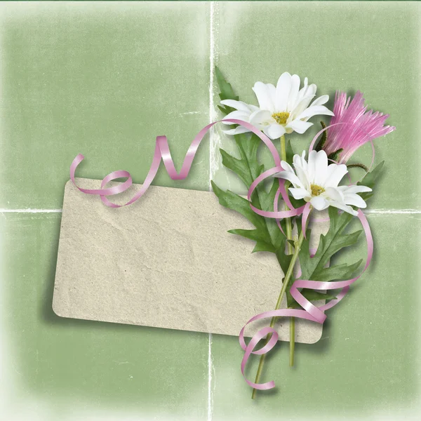 Retro karta pro blahopřání nebo pozvání s květinami — Stock fotografie