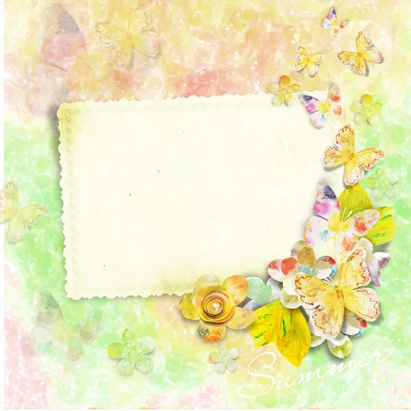 Летняя открытка для фото или текста с бабочками и цветами — стоковое фото