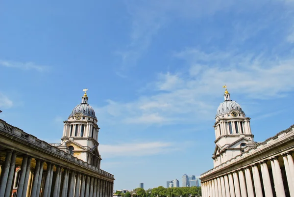 St 彼得和 st 保罗，女王玛丽法院老皇家海军念大学的教堂 — 图库照片