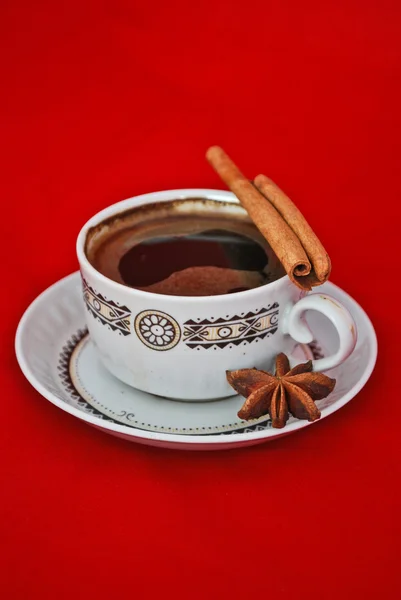 Copa de café aislado en rojo — Foto de Stock