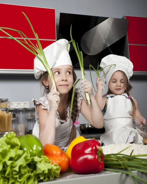 Two little girl cook — Stock Photo, Image