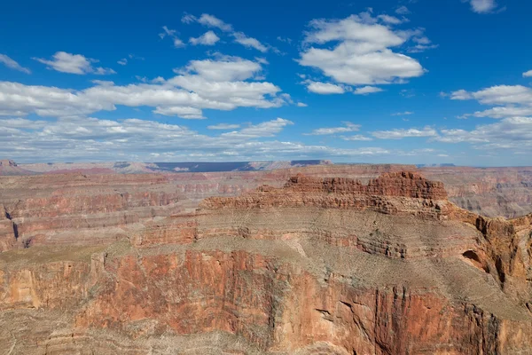 Grand canyon in zonnige dag — Stockfoto