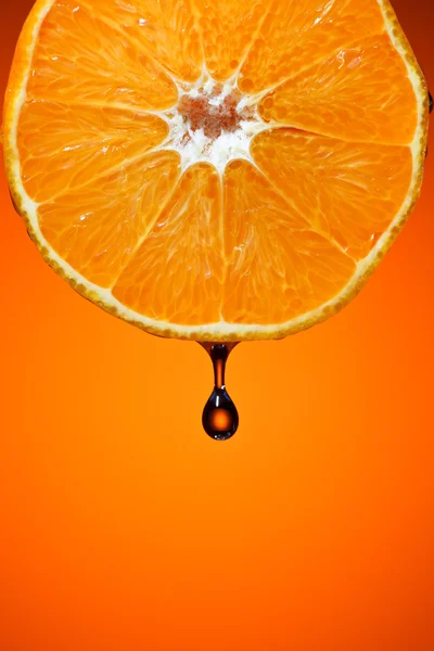 Orange with water — Stock Photo, Image