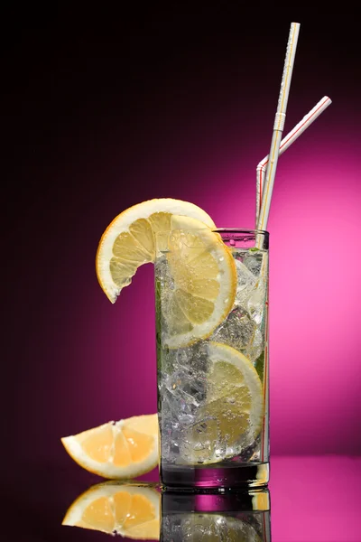 Лимонний коктейль — стокове фото