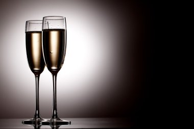 Pair of champagne flutes clipart