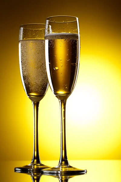 Par de flautas de champanhe — Fotografia de Stock