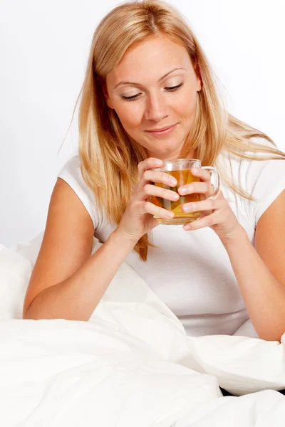 Woman with cup of tea — Stock Photo, Image