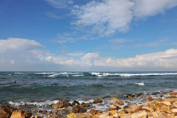 Una costa Mar Mediterraneo — Foto Stock