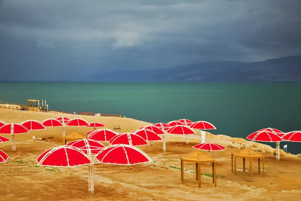 O Mar Morto na tempestade de trovão — Fotografia de Stock