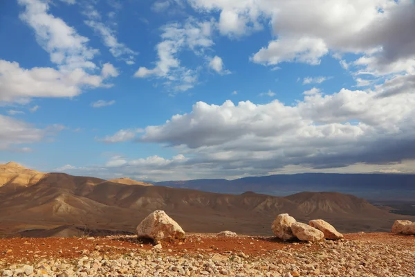 Hermoso día claro en el desierto de Judea — Foto de Stock