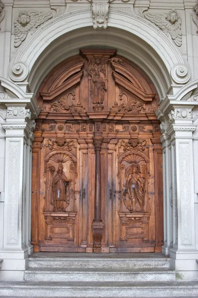 Двери храма . — стоковое фото
