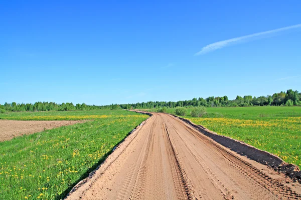 Сельская песчаная дорога — стоковое фото