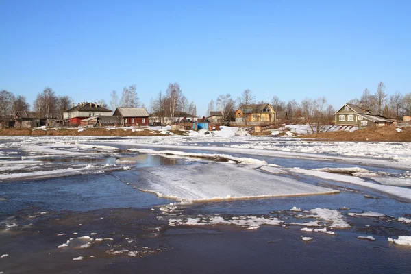Řízení ledu na řece — Stock fotografie