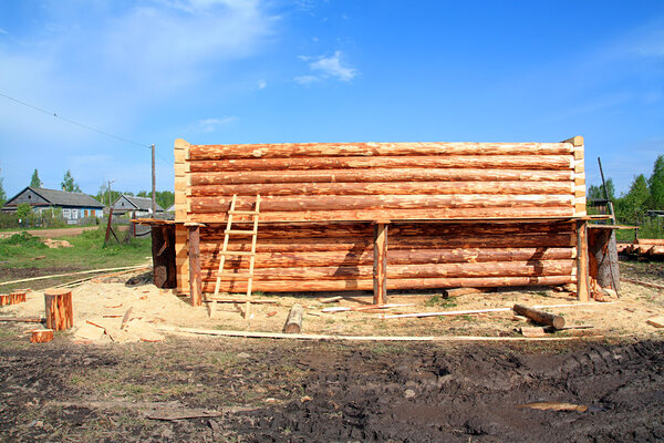Construction of the new wooden building