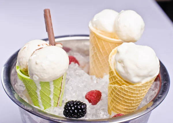 Ice cream — Stock Photo, Image