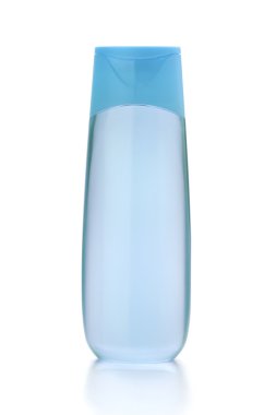 Mavi şampuan şişesi