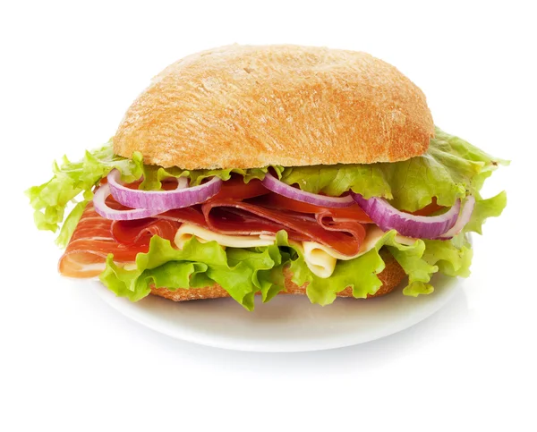 Маленький сэндвич на тарелке — стоковое фото