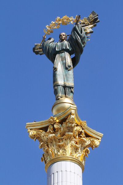 Памятник Независимости на площади Независимости, Киев, Украина
