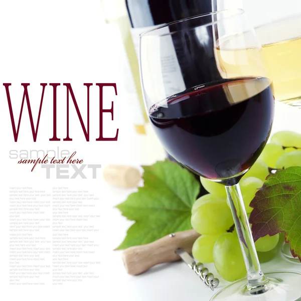 Vasos de vino y uva —  Fotos de Stock