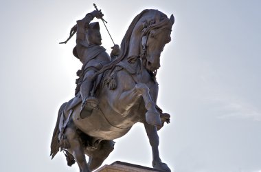 Statue of King clipart